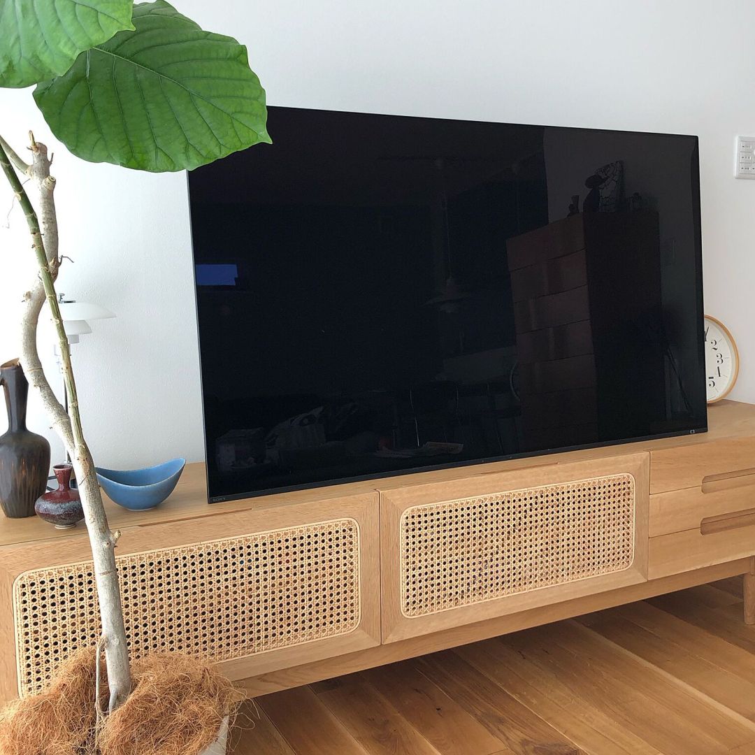 pontaさん（Room No. 5654431）シンプルかつ、綺麗な木材が素敵なテレビボードは飛騨産のナラ材を使って職人さんに作ってもらったオーダーメイド