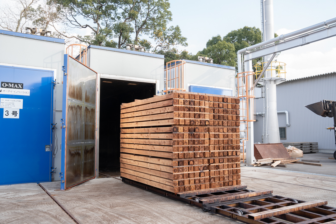 50㎥×8基の高温乾燥機を備える乾燥設備