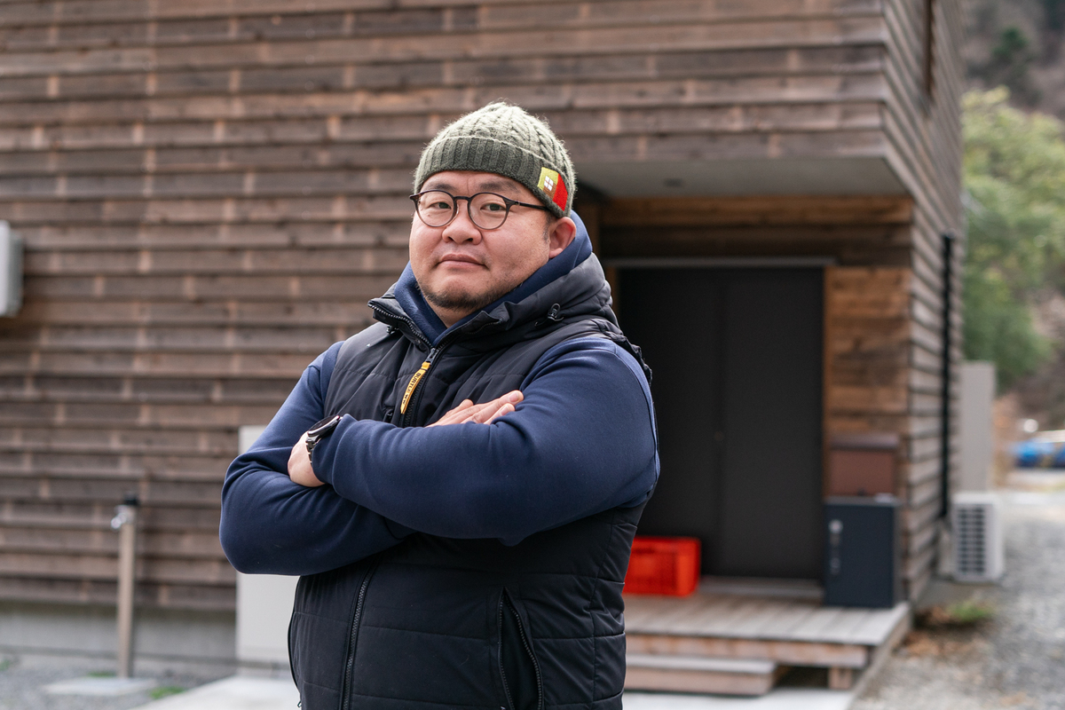 飾らず、強く、美しい木の家づくりをモットーとしている天野さん