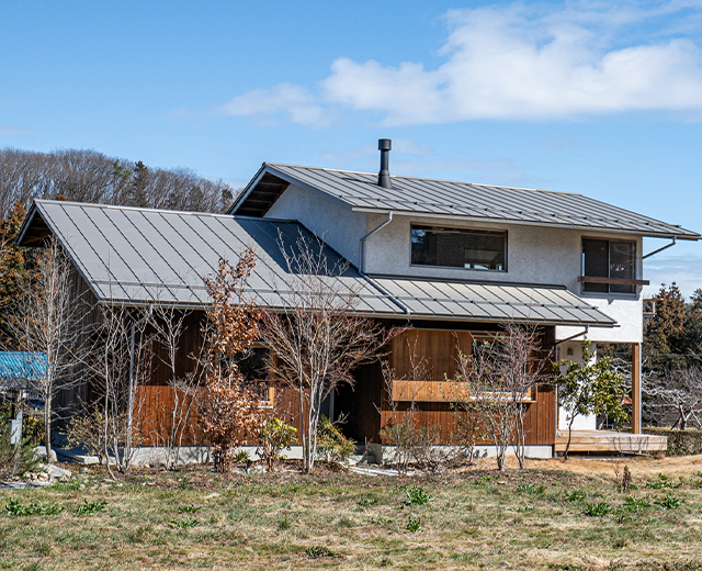 住むほどに愛着が生まれる地域材と自然素材を生かした飯能のスギの家