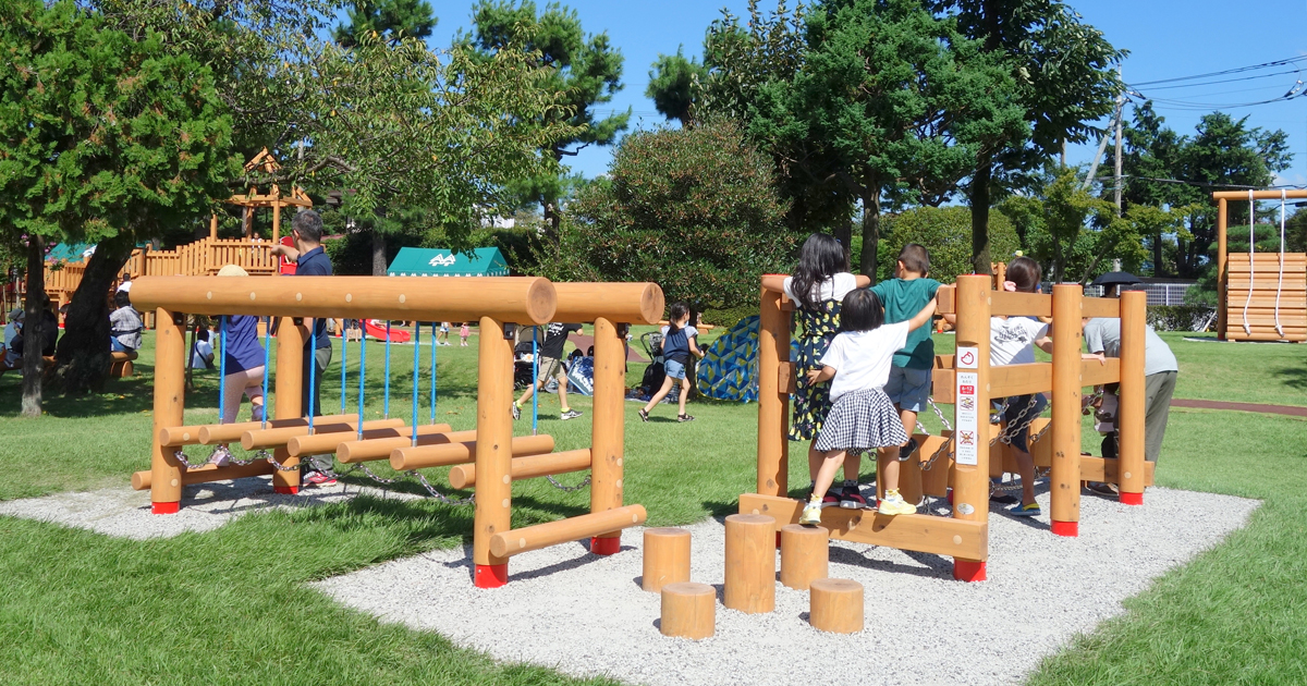 連休には2,300人もが訪れる、「木製アスレチック遊具」いっぱいの遊び場！！Story 木のある暮らし・木の街づくり Love Kinohei