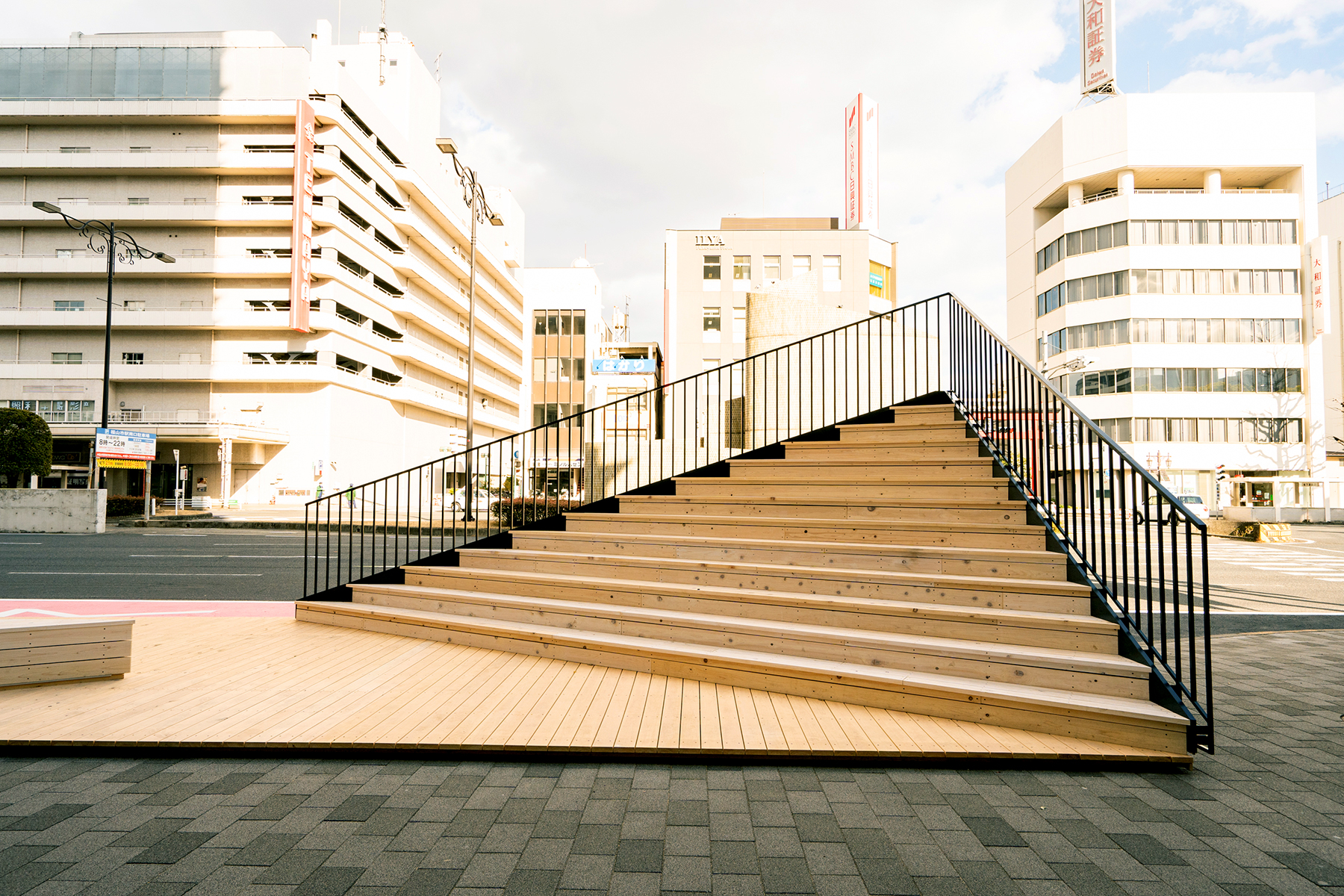 「machōru （まちょーる）」のシンボル的存在の階段